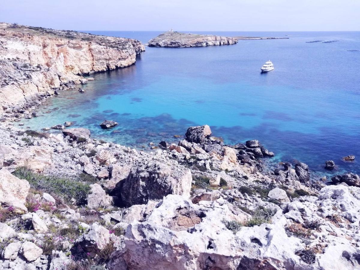 Modern Apt Kalkara Seafront! エクステリア 写真