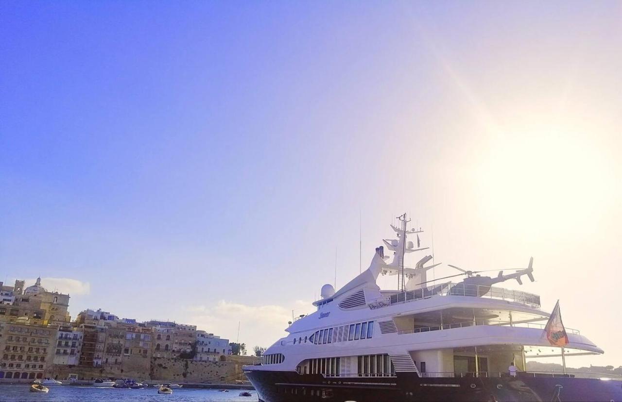 Modern Apt Kalkara Seafront! エクステリア 写真