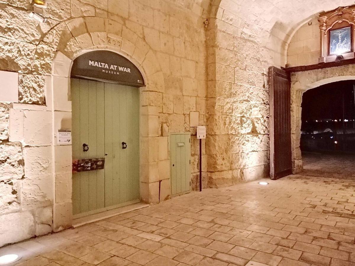 Modern Apt Kalkara Seafront! エクステリア 写真