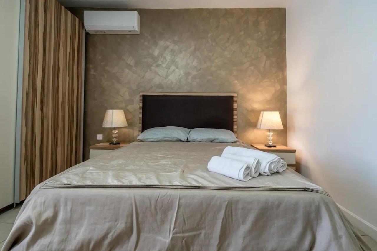 Modern Apt Kalkara Seafront! エクステリア 写真